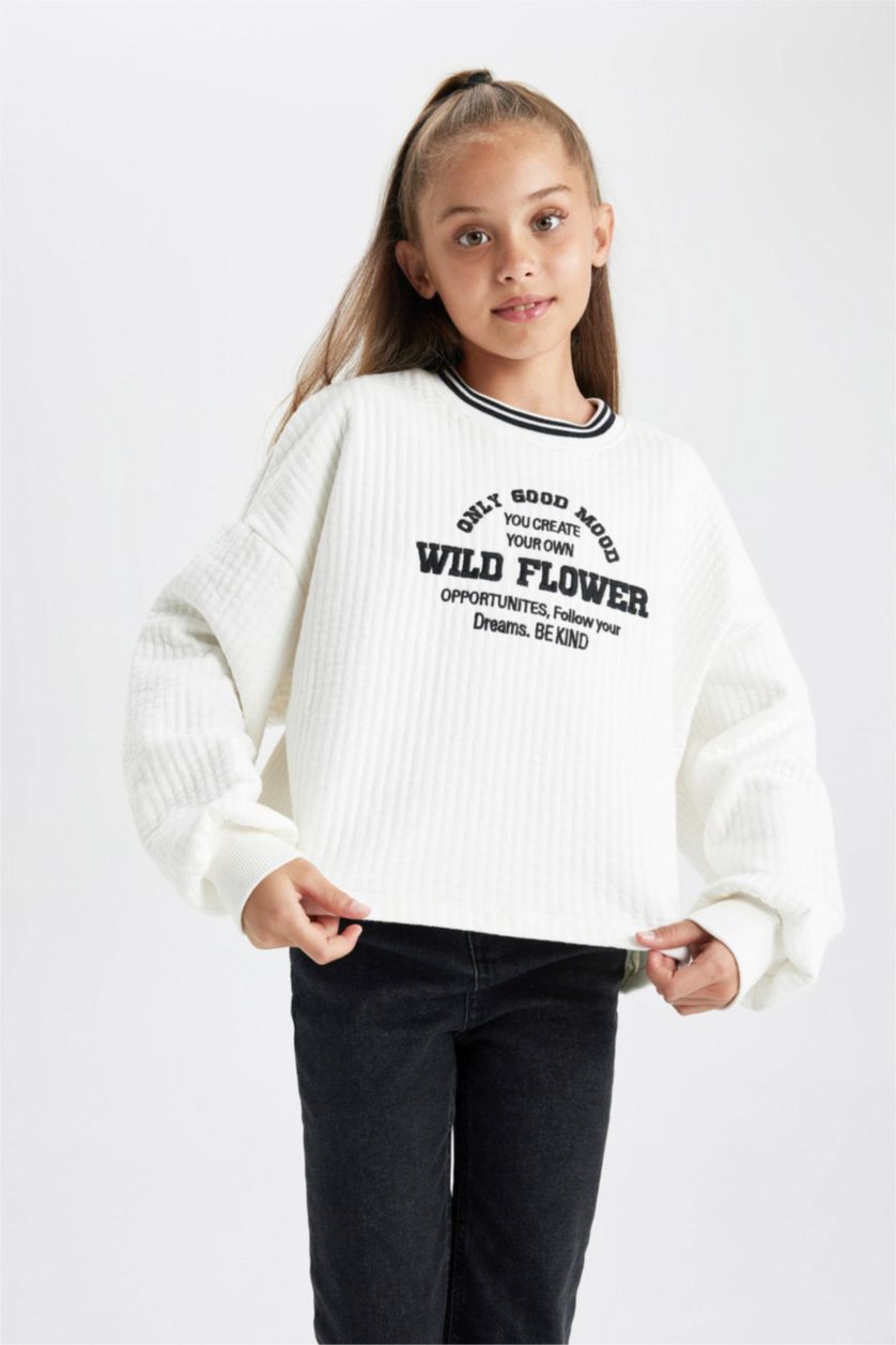 GIRLS & TEENS White Girl Oversize Fit Crew Neck Printed Sweatshirt
