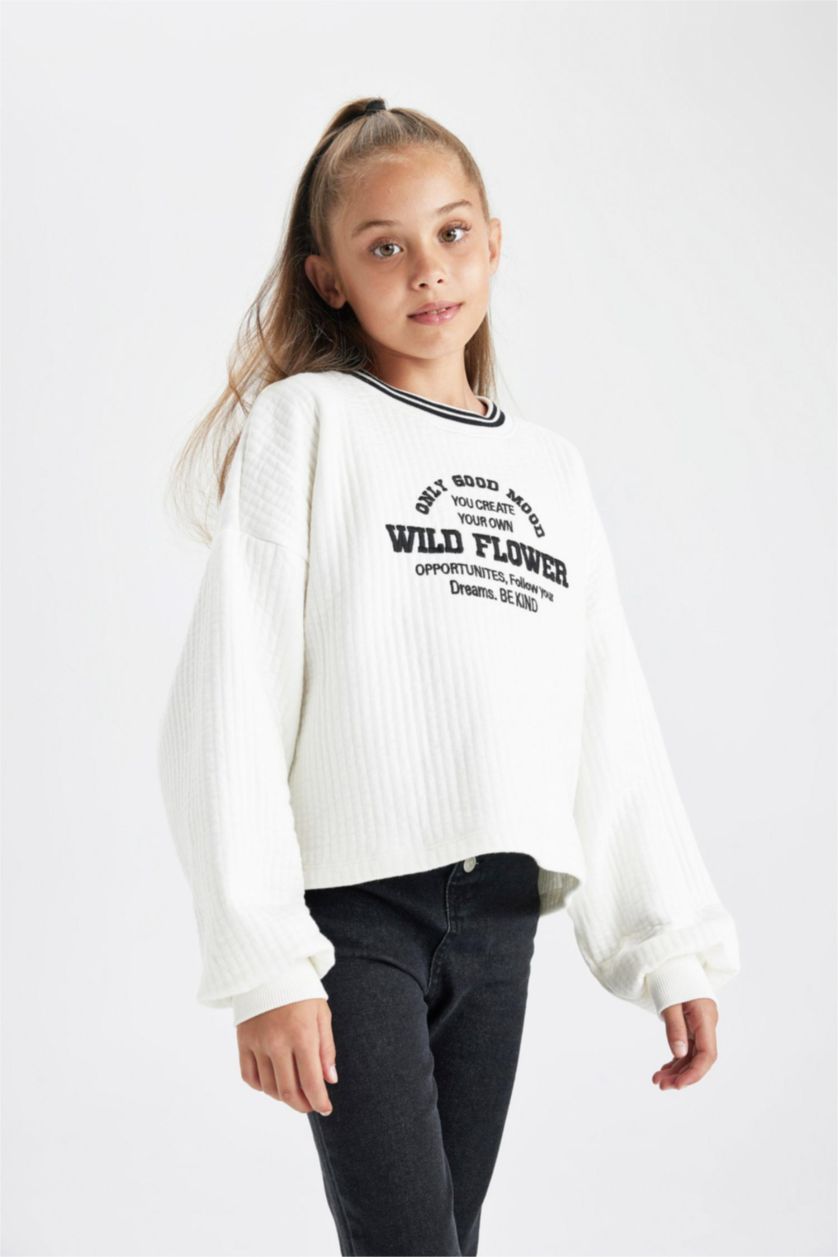 GIRLS & TEENS White Girl Oversize Fit Crew Neck Printed Sweatshirt