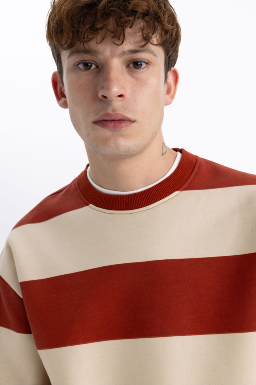 رجال برتقلي غامق سويت شيرت أوفر سايز مطبوع بياخة مستديرة