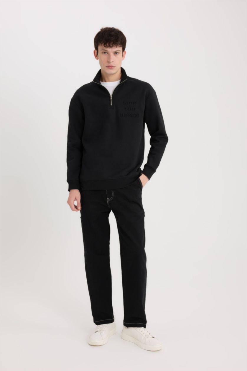 Man Black Comfort Regular Relaxed Fit Stand Collar Zippered Printed Sweatshirt