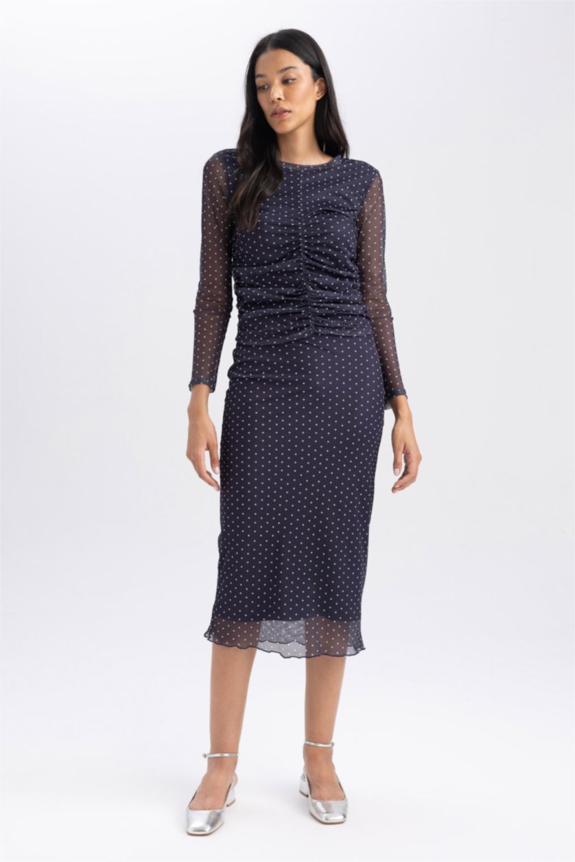 Kadın Lacivert Slim Fit Bisiklet Yaka Puantiye Desenli Uzun Kollu Tişört