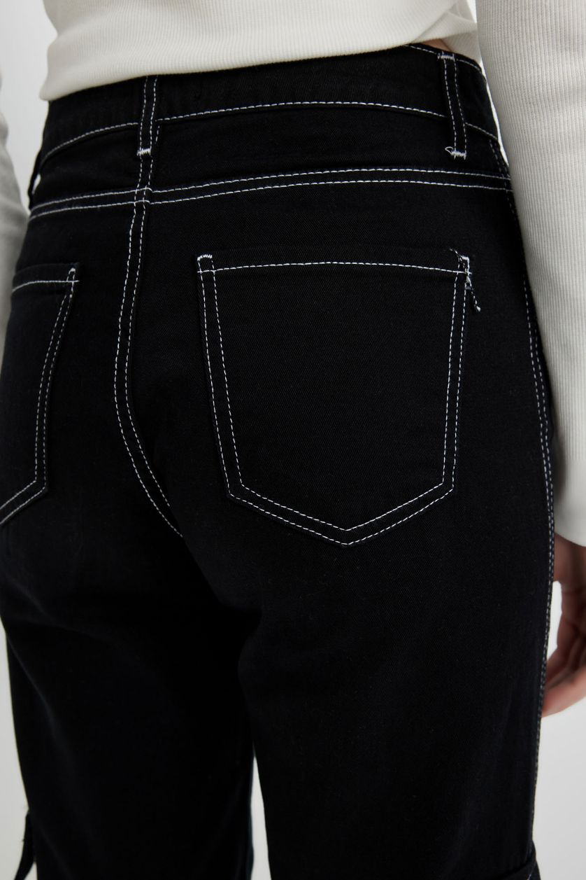 Woman Black Straight Fit Cargo Gabardine Trousers