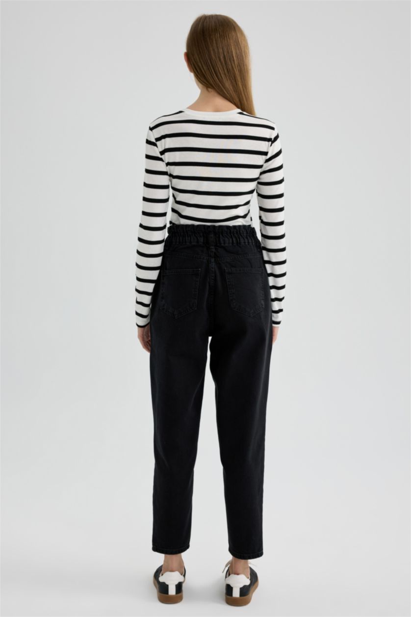 حريمي أسود بنطلون جينز بيبرباج بخصر عادي