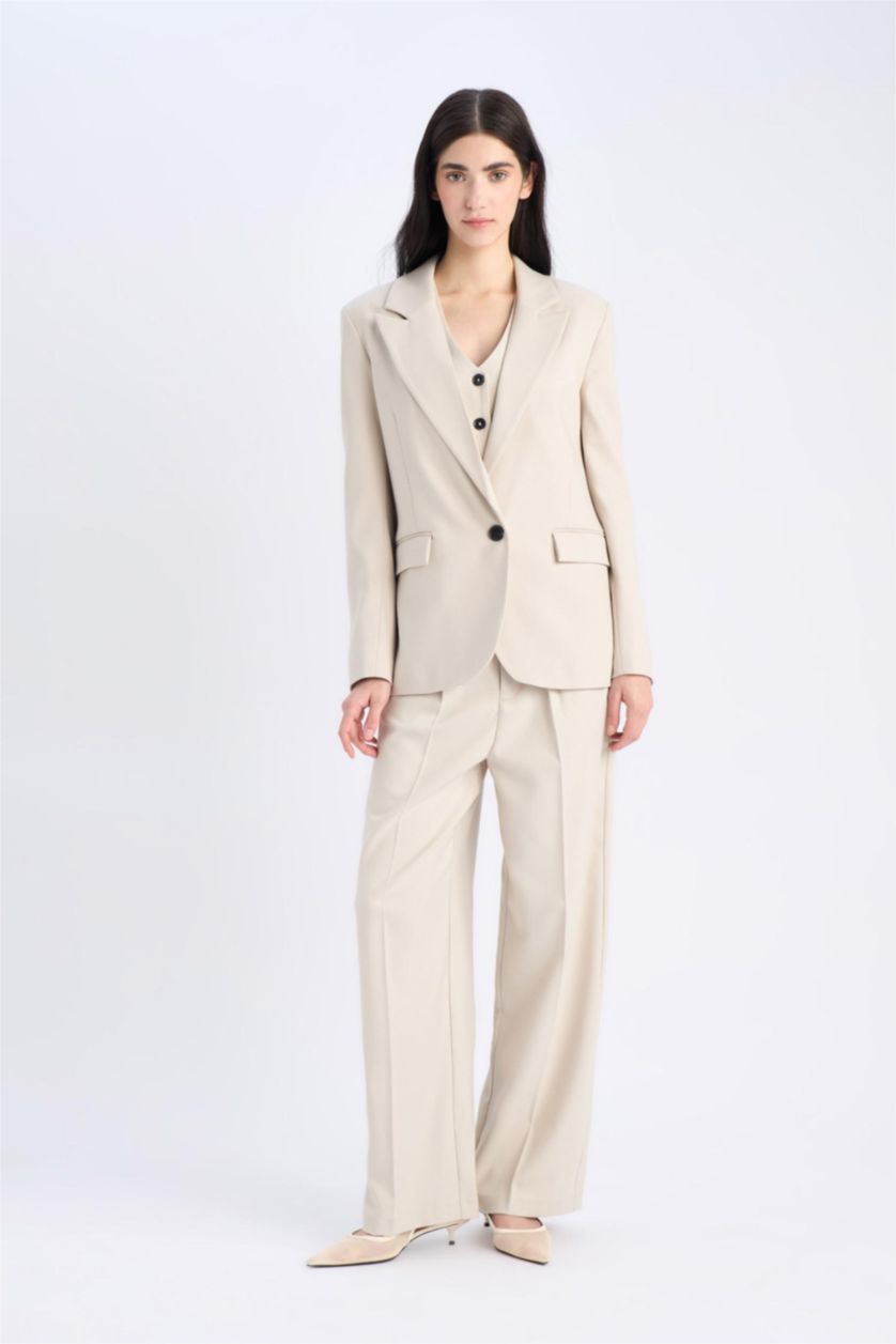 Woman Beige Oversize Fit Buttoned Basic Blazer