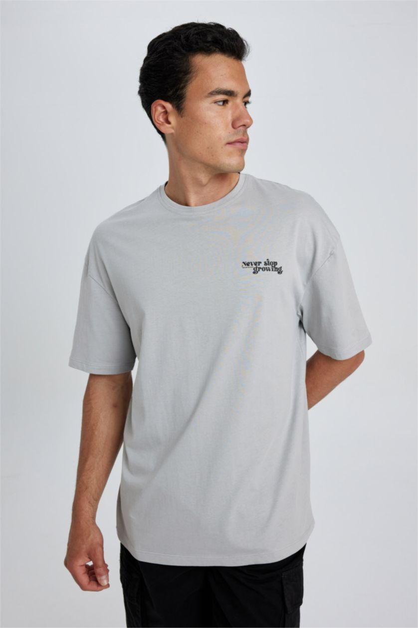 MAN Light Grey Comfort Fit Crew Neck Printed Short Sleeve T-Shirt