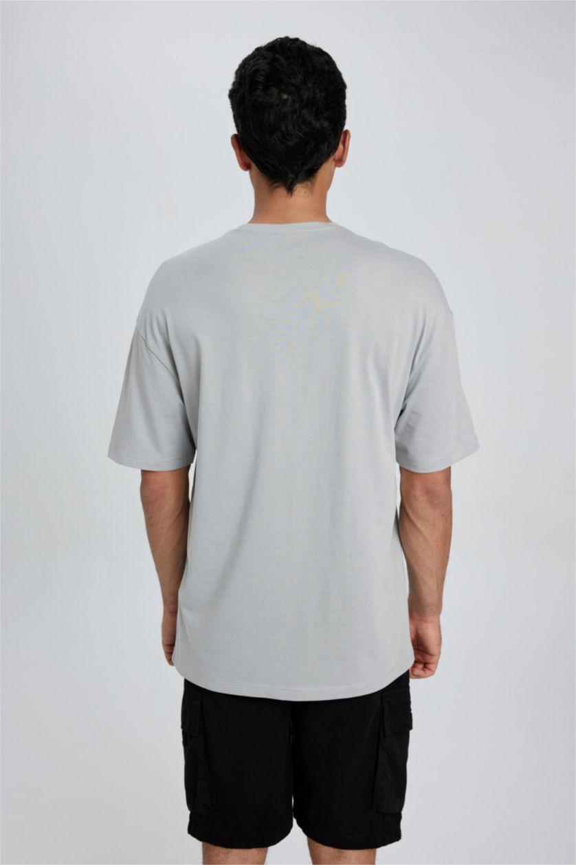 MAN Light Grey Comfort Fit Crew Neck Printed Short Sleeve T-Shirt