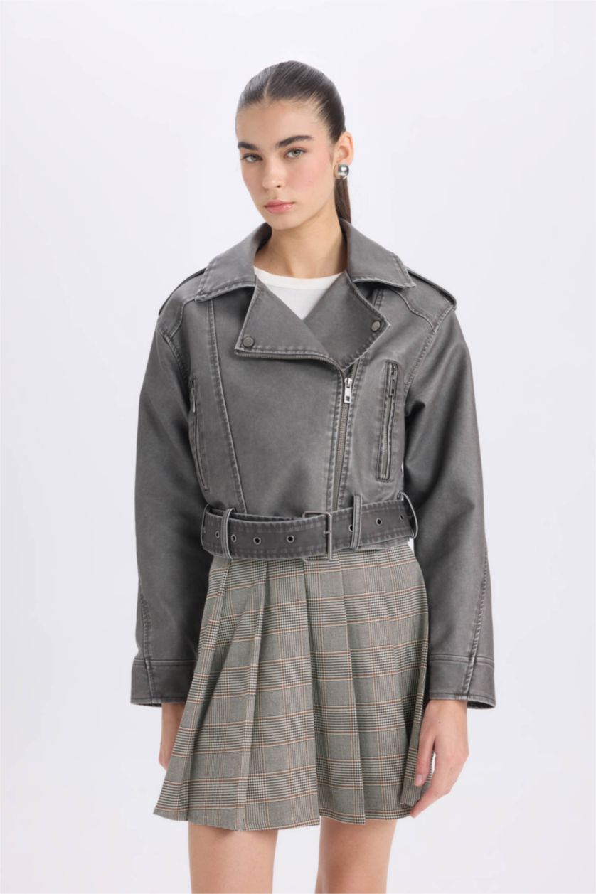 Kadın Gri Relax Fit Suni Deri Ceket Mont Kruvaze Yaka Kemerli Fermuarlı