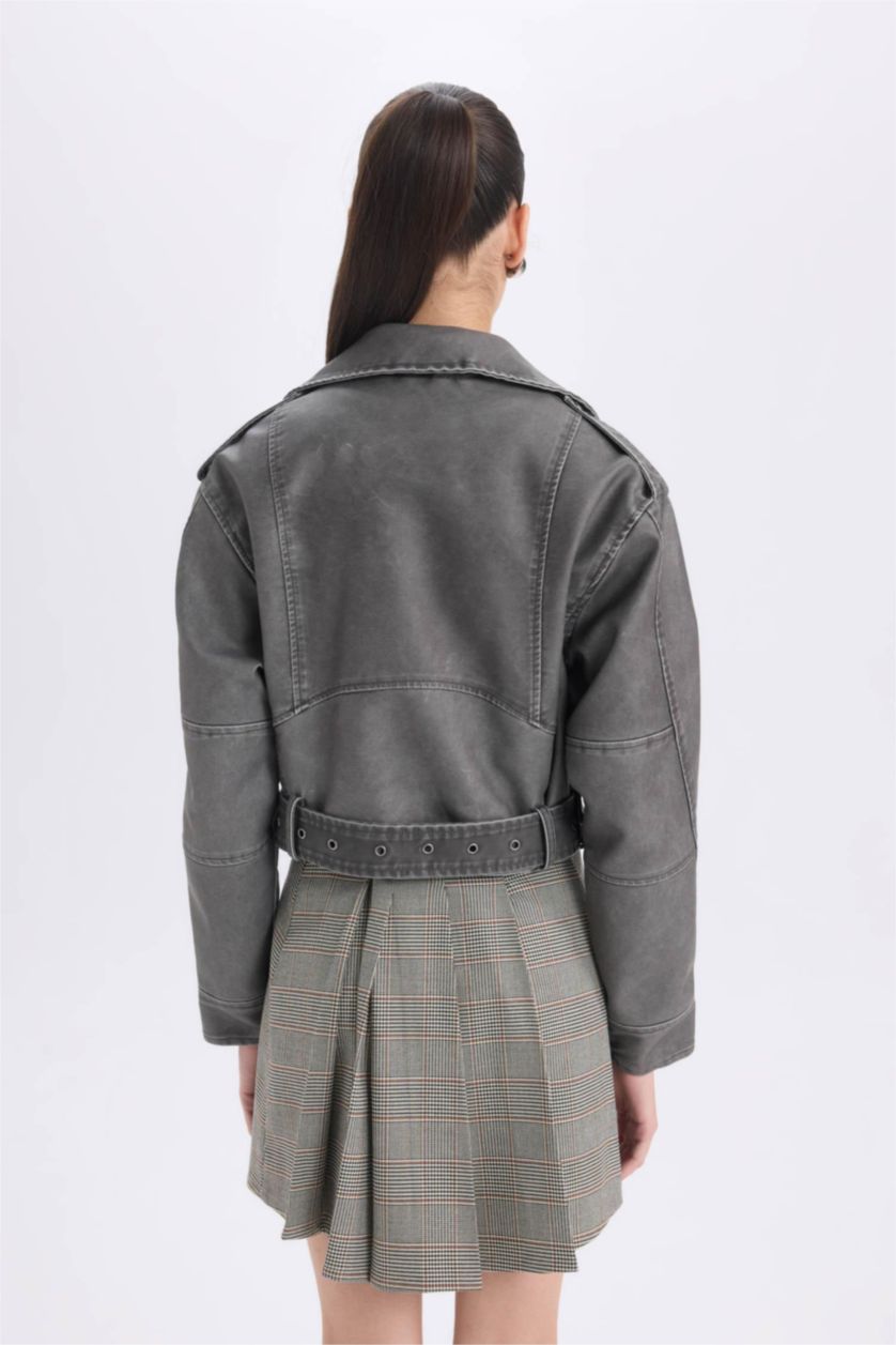 Kadın Gri Relax Fit Suni Deri Ceket Mont Kruvaze Yaka Kemerli Fermuarlı