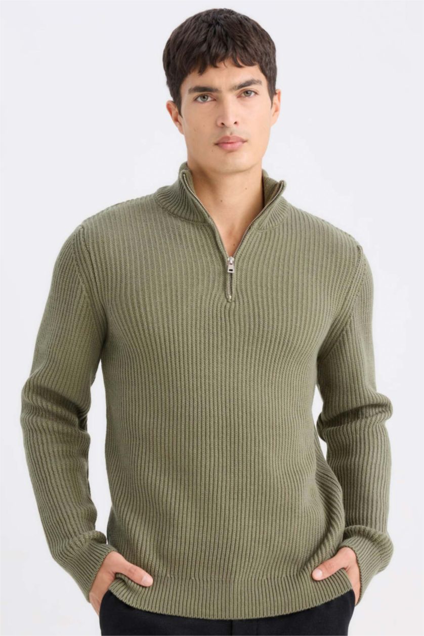 Erkek Koyu Haki Standart Fıt Triko Kazak