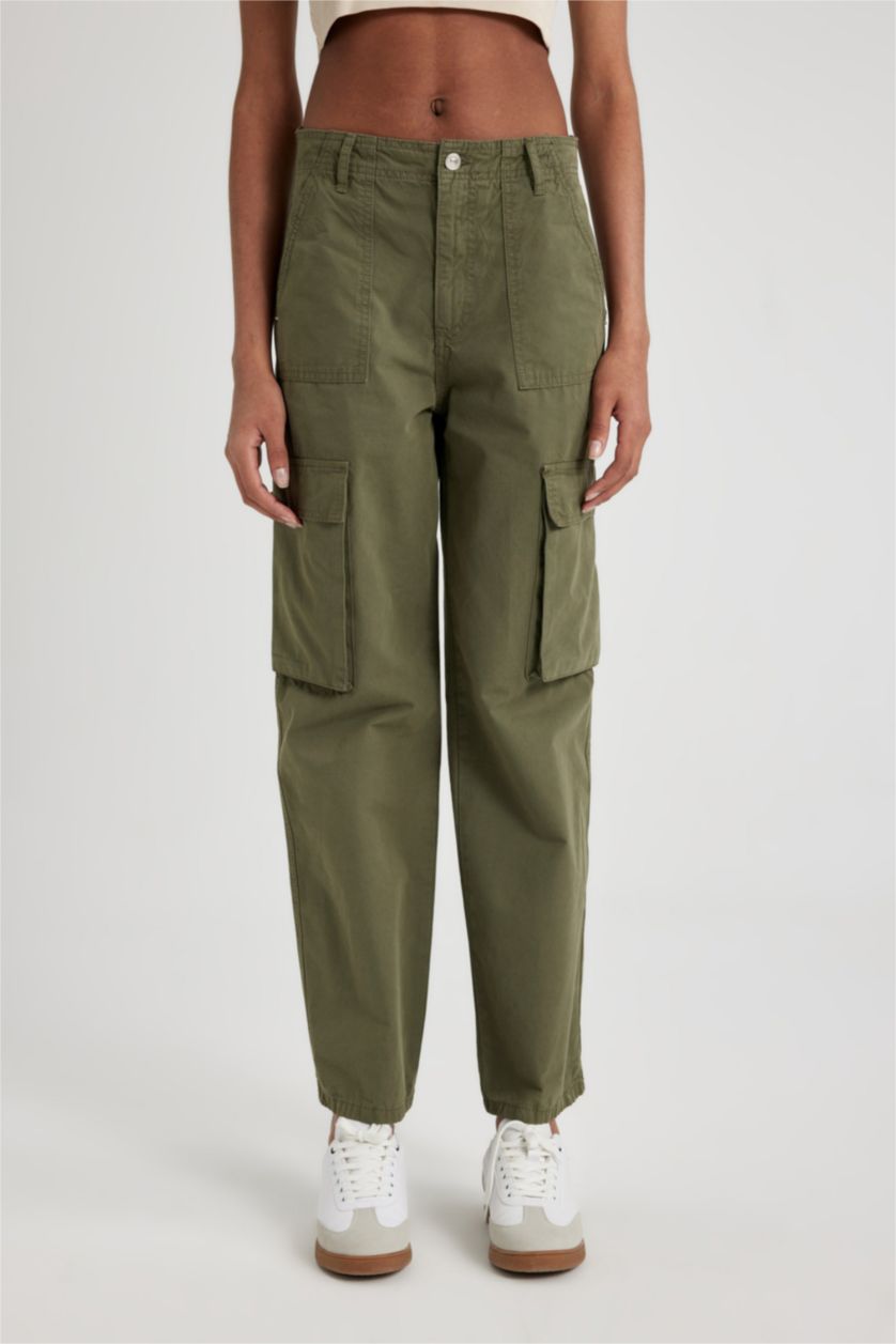 Woman Khaki Straight Fit High Waist Standard Gabardine Cargo Pants