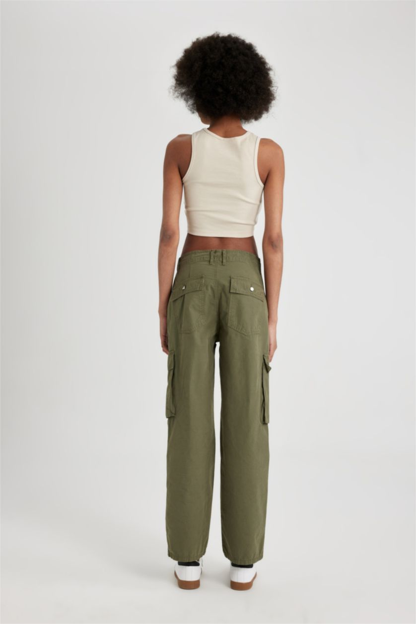Woman Khaki Straight Fit High Waist Standard Gabardine Cargo Pants