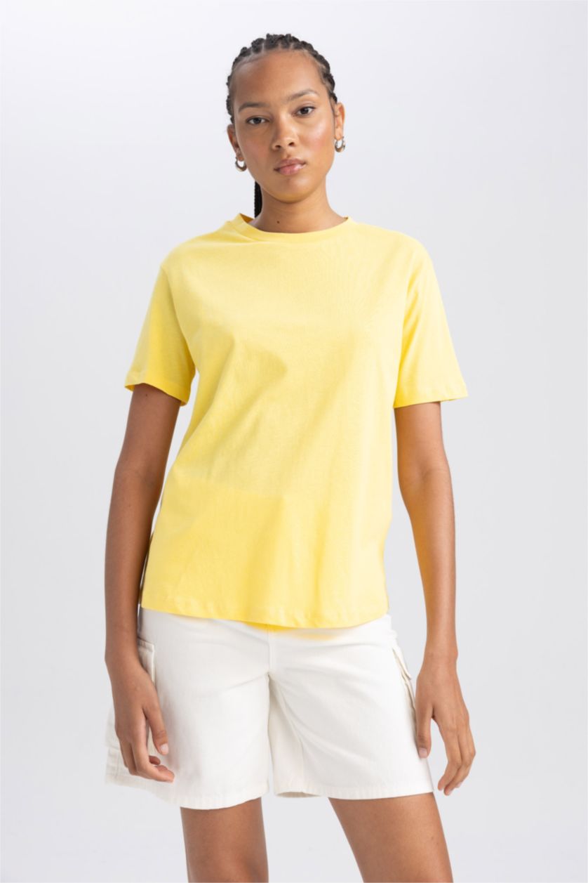 نساء أصفر تي شيرت نص ردن قصة عادية