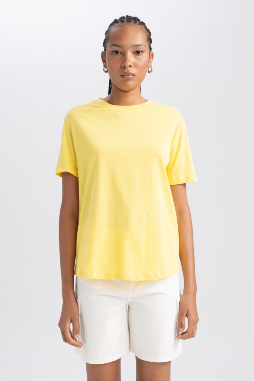 نساء أصفر تي شيرت نص ردن قصة عادية