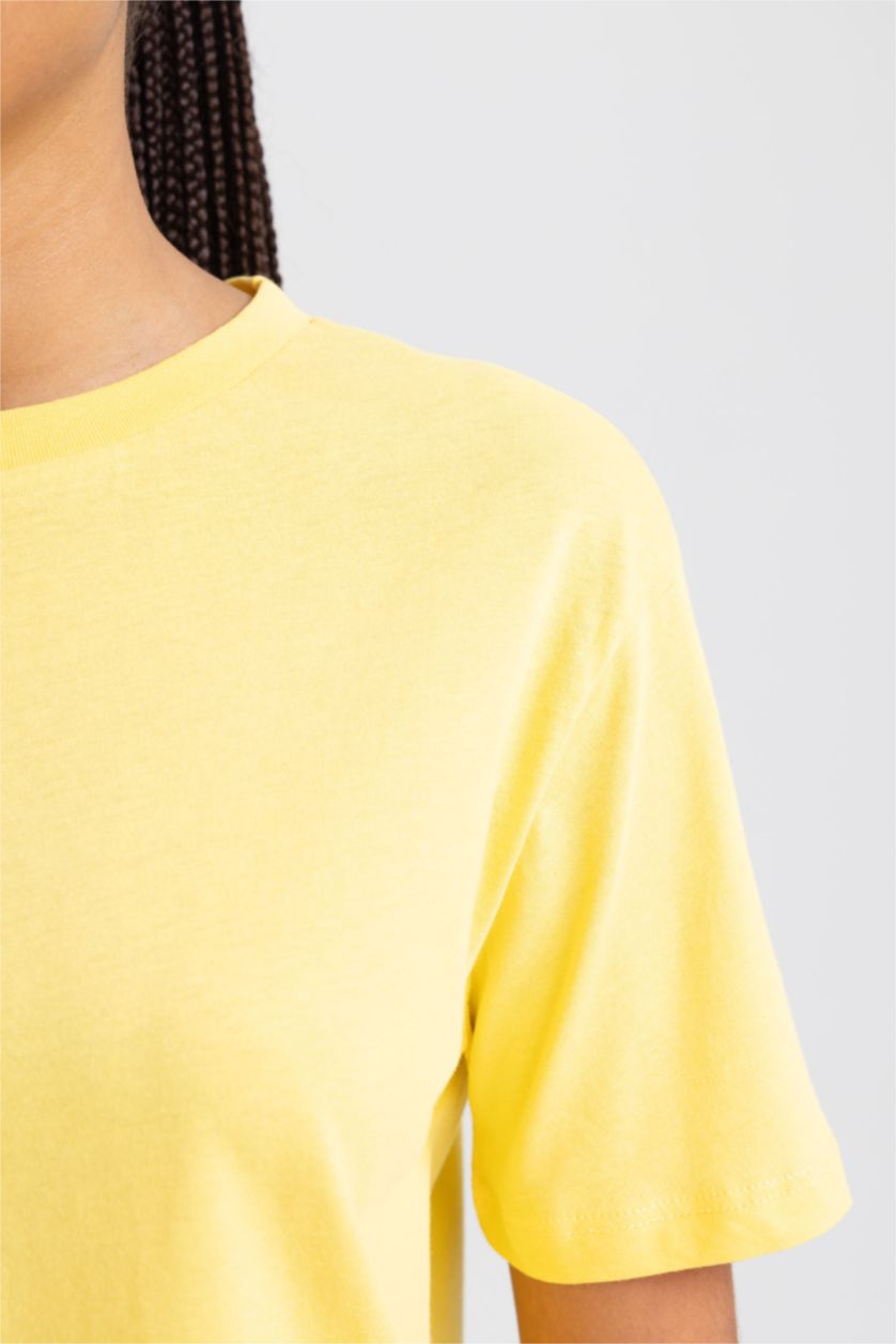 نساء أصفر تي شيرت نص ردن قصة عادية