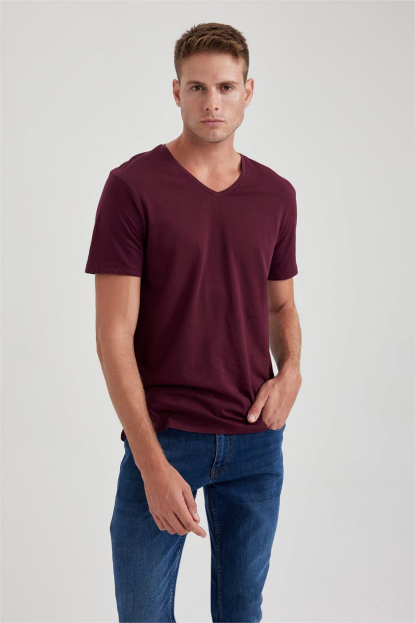 Erkek Bordo %100 Pamuk Slim Fit Dar Kesim V Yaka Kısa Kollu Tişört