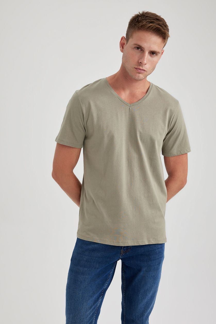 رجال كاكي غامق تي شيرت قطن سليم فيت بياخة V