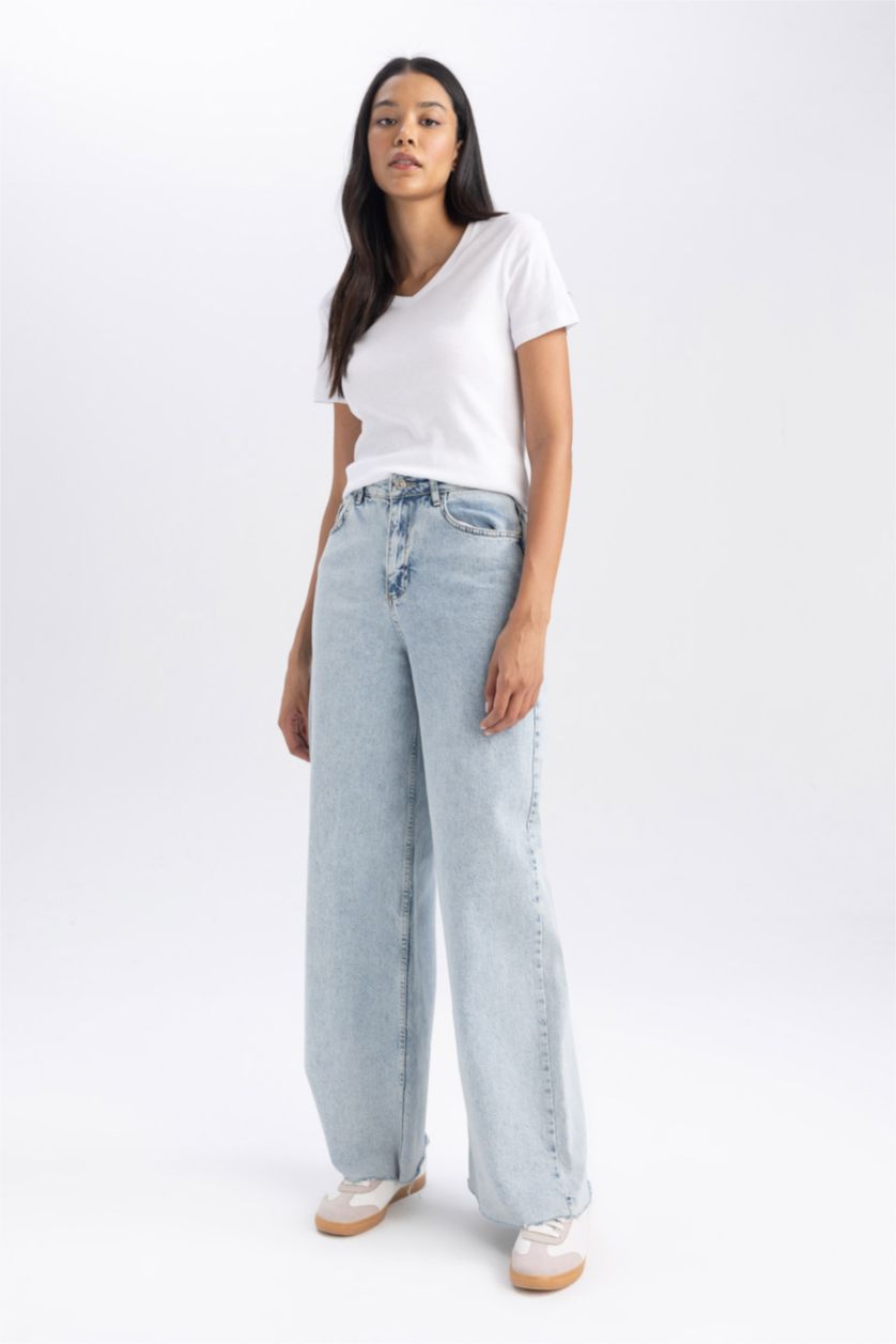 Kadın Beyaz Slım Fıt Ribana Kısa Kollu Tişört