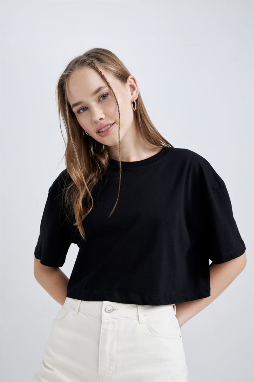 Woman Black Oversize Fit Cotton Short Sleeve T-Shirt