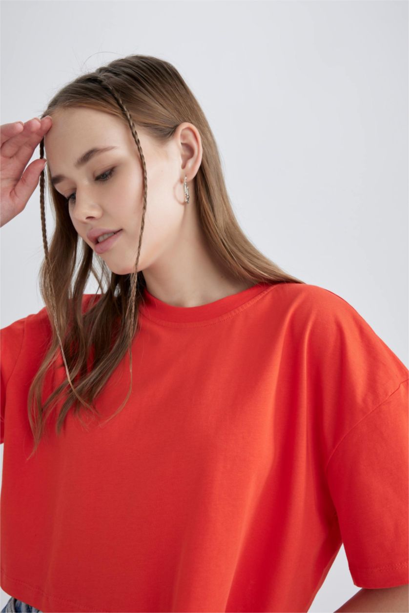 Kadın Kırmızı Oversıze Pamuklu Kısa Kollu Tişört