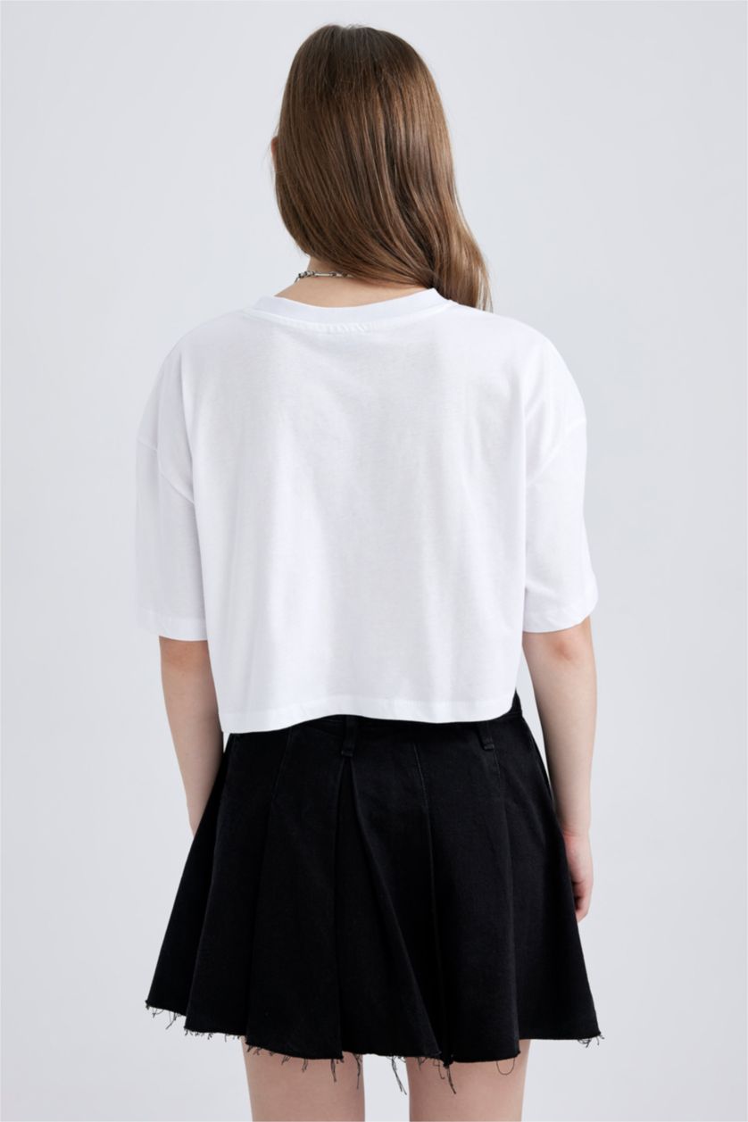 Kadın Beyaz Oversıze Pamuklu Kısa Kollu Tişört