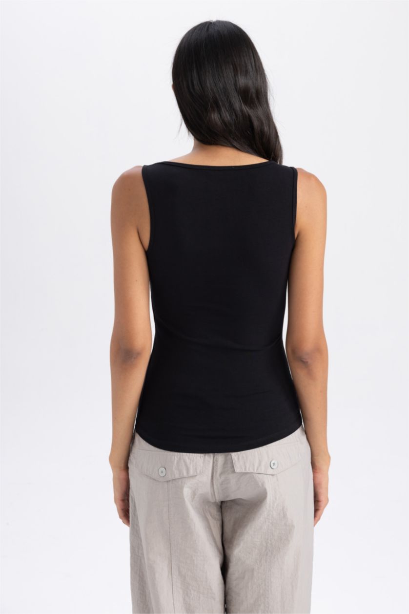 Woman Black Slim Fit Tank Top