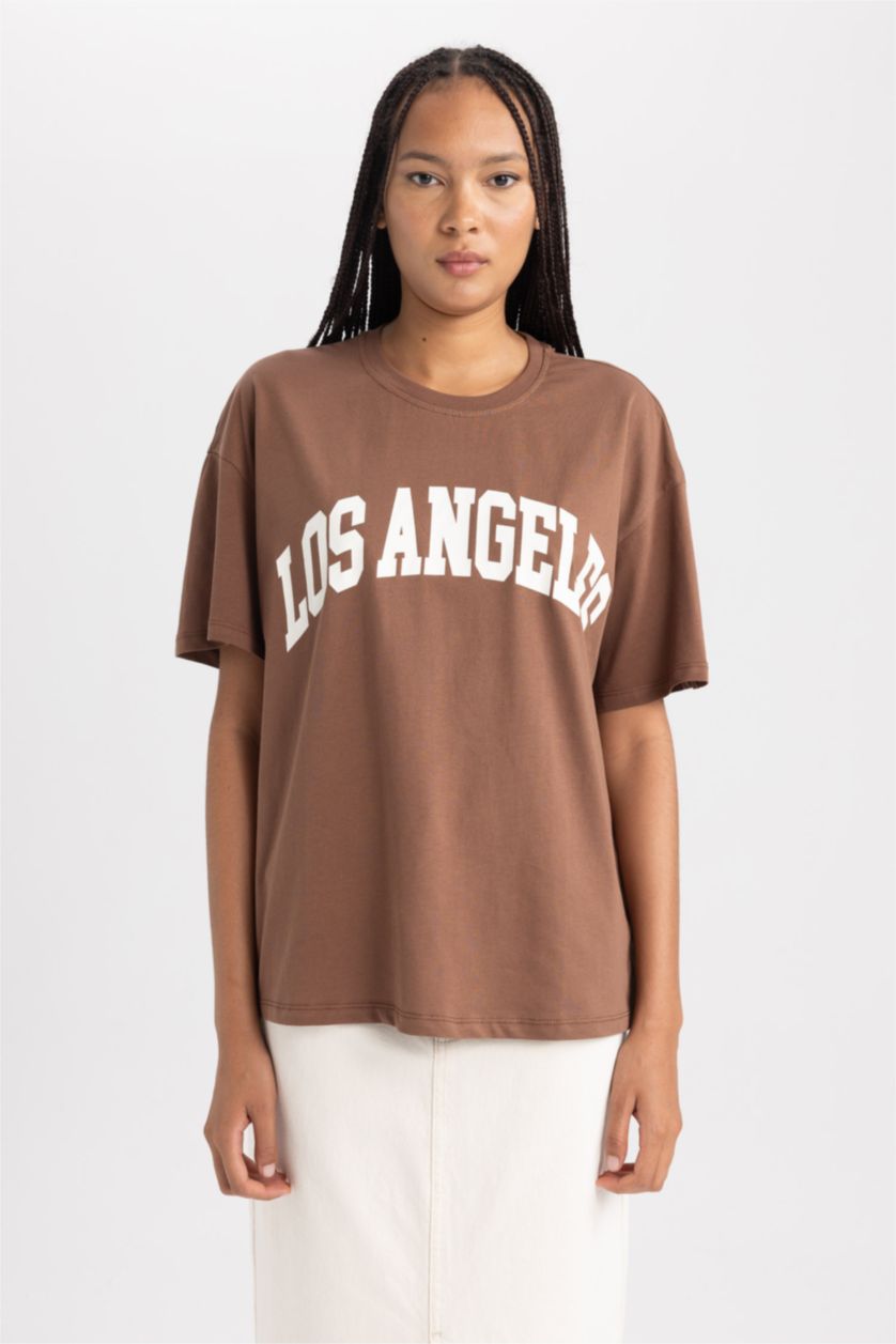 Kadın Kahve Oversıze Bisiklet Yaka Kısa Kollu Tişört