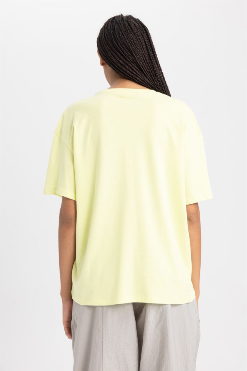 Kadın Yeşil Oversıze Bisiklet Yaka Kısa Kollu Tişört