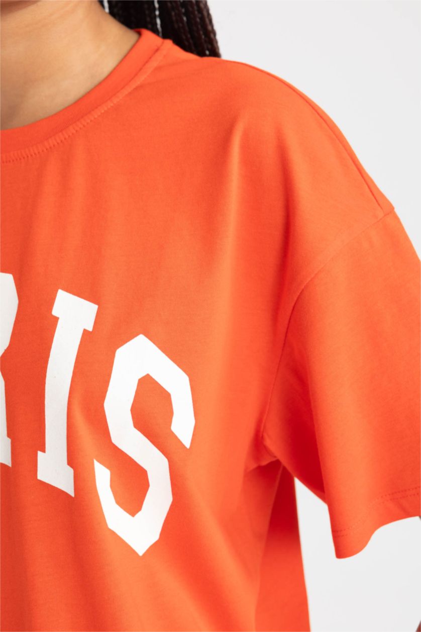 Woman Red Oversize Fit Crew Neck Short Sleeve T-Shirt