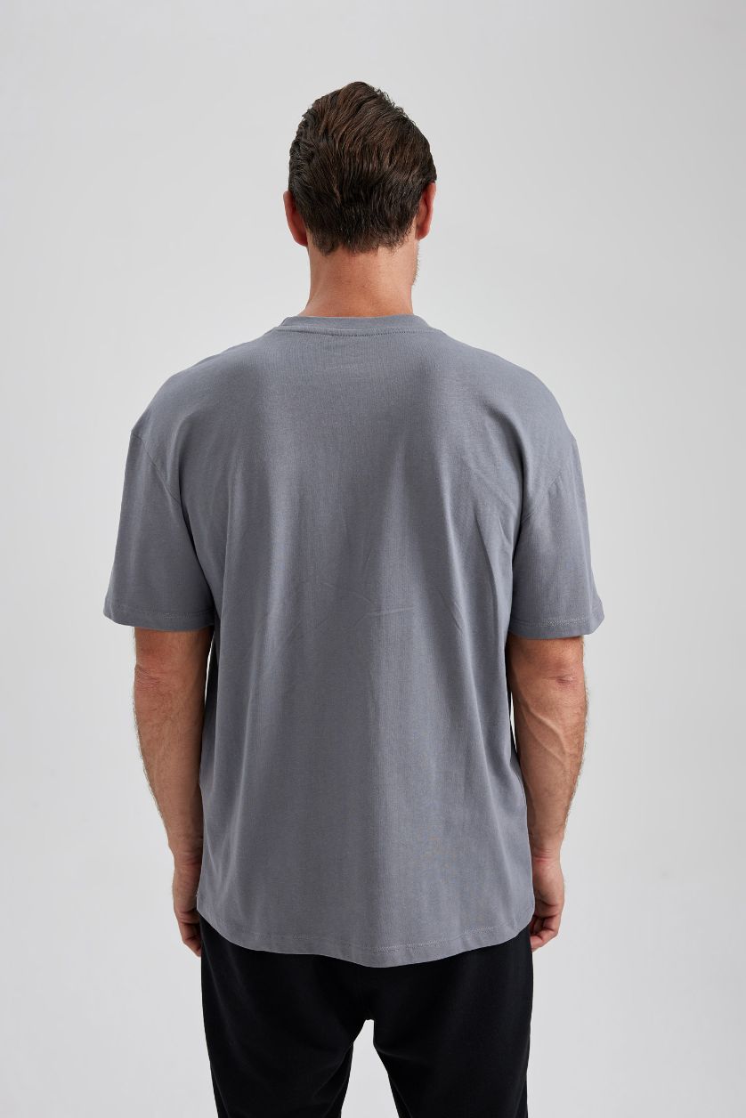 Erkek Gri %100 Pamuk Oversize Geniş Kalıp Bisiklet Yaka Basic Düz Kısa Kollu Tişört