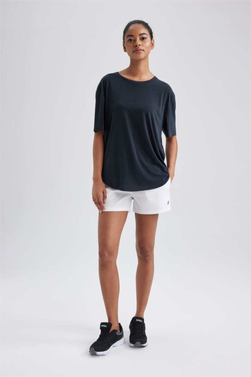 Kadın Siyah Oversıze Modal Kısa Kollu Tişört