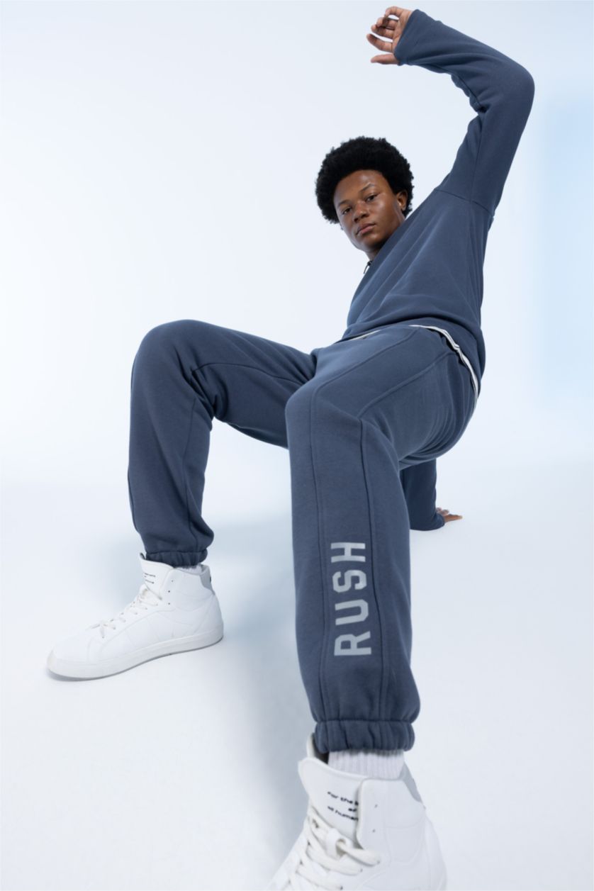 MAN NAVY Standard Fit Double Pocket Elastic Leg Jogger Sweatpants