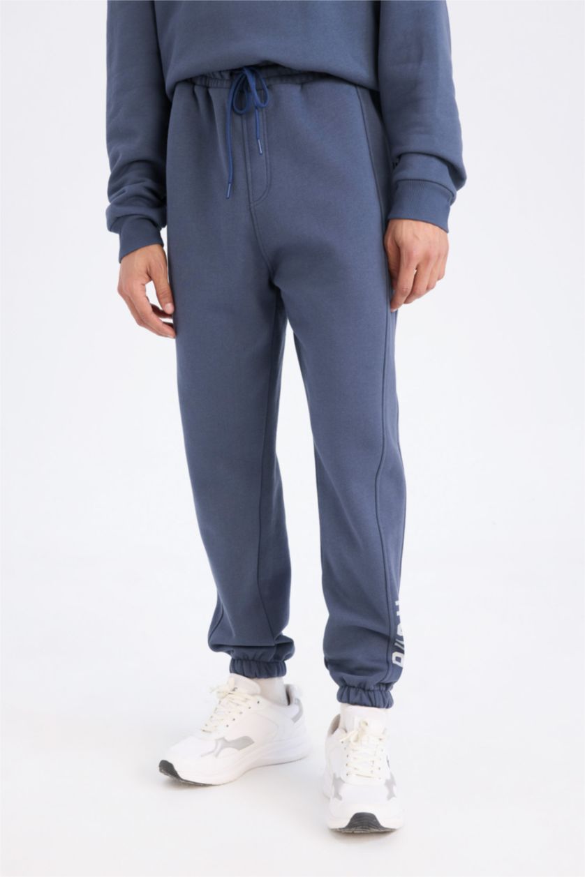 MAN NAVY Standard Fit Double Pocket Elastic Leg Jogger Sweatpants