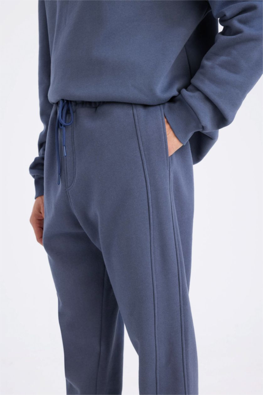 MAN NAVY Standard Fit Double Pocket Elastic Leg Jogger Sweatpants