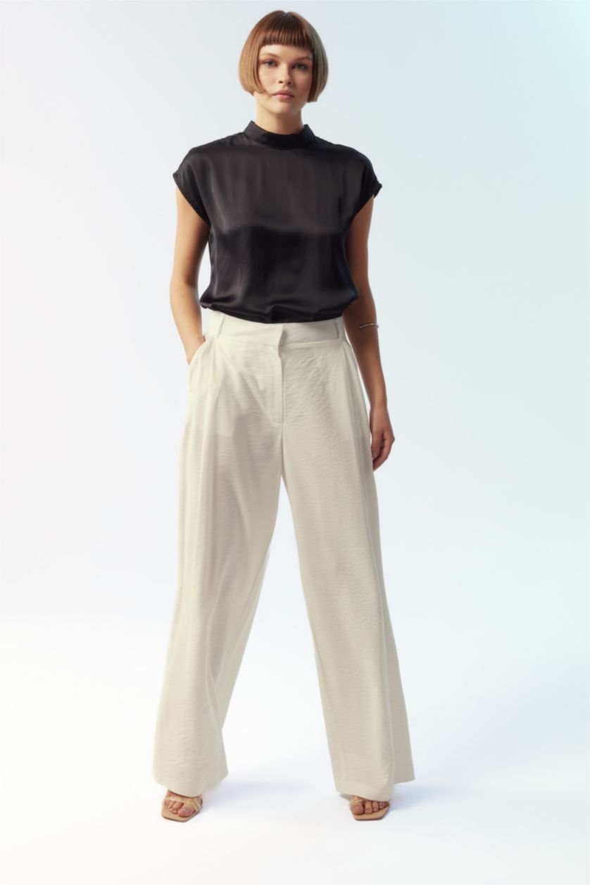 FEMME Noir Chemisier Coupe Régulière Demi-Col De Tortue Satinette Sans Manches