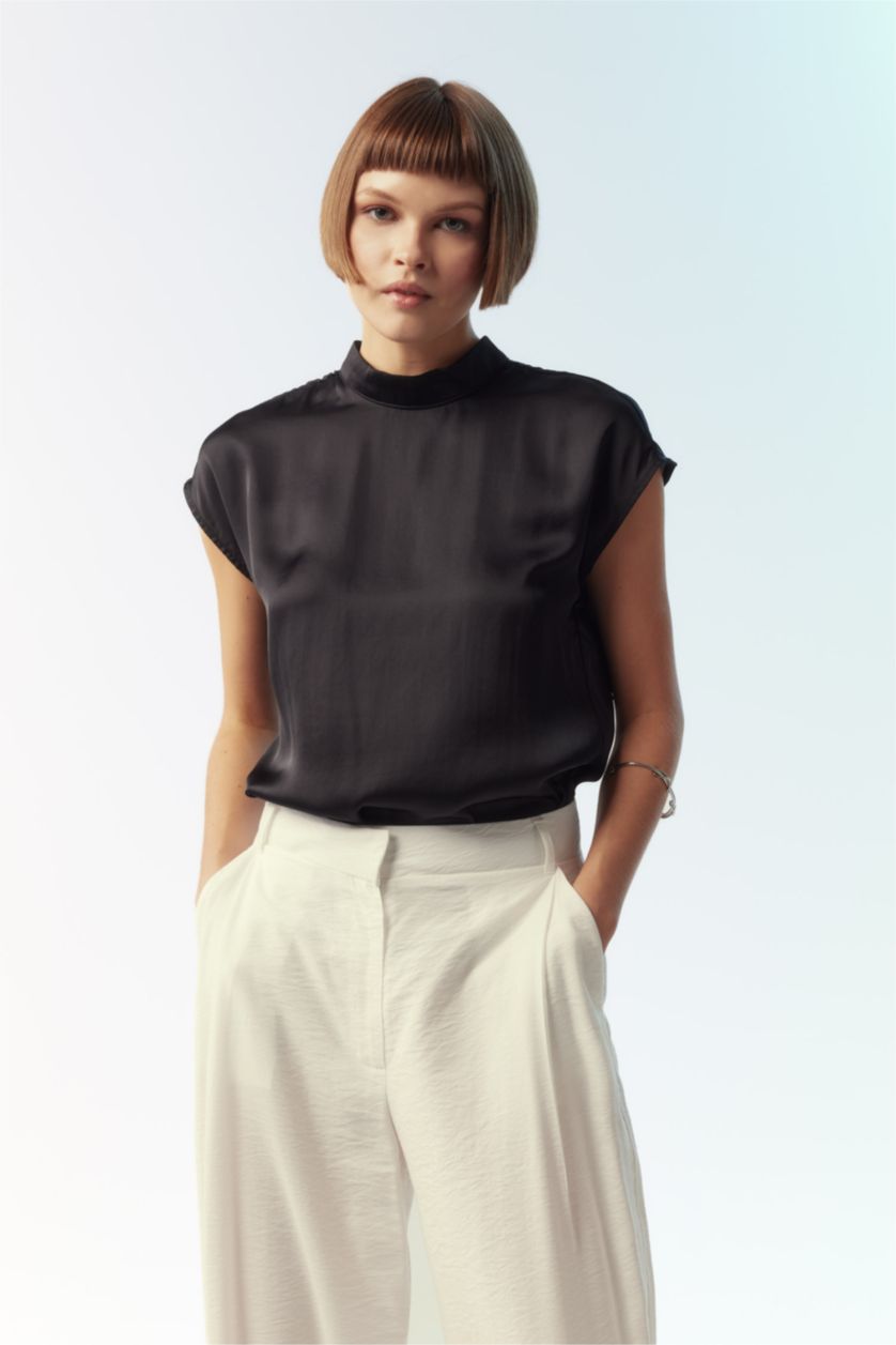 FEMME Noir Chemisier Coupe Régulière Demi-Col De Tortue Satinette Sans Manches