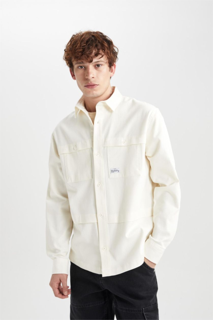 رجالي بيج فاتح جاكيت قميص قطن قصة مريحة بثلاثة جيوب