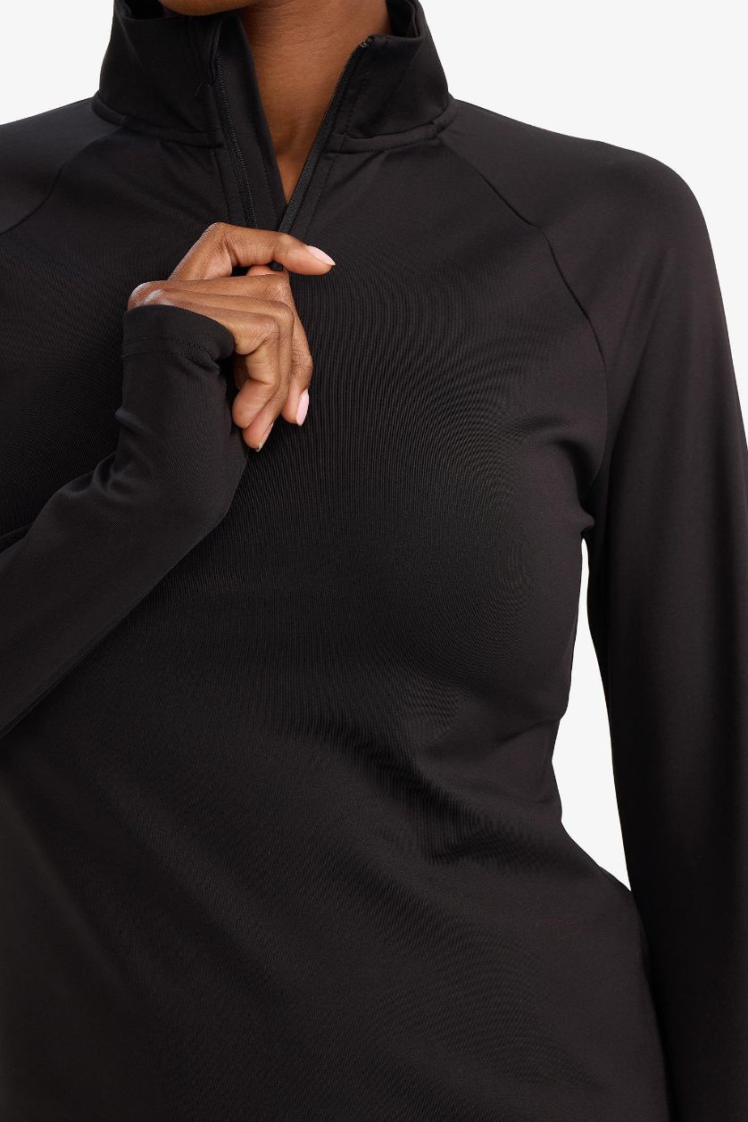 Kadın Siyah Warmtech Standart Fit Dik Yaka Fermuarlı İçi Yumuşak Tüylü Sporcu Uzun Kollu Tişört