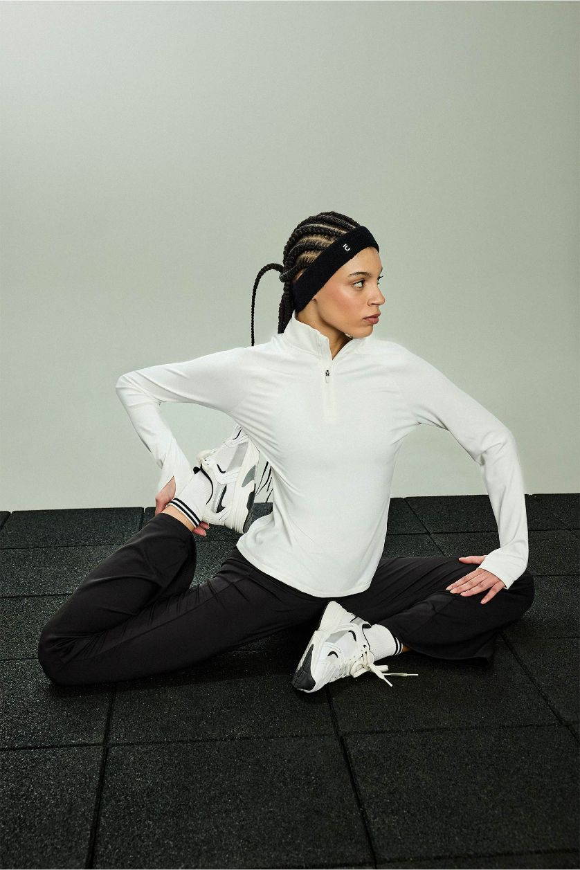 Kadın Ekru Standart Fit Dik Yaka Sporcu Tişört