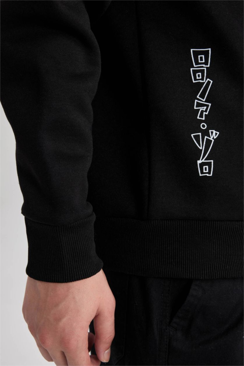 رجال أسود سويت شيرت مطبوع اوفر سايز بغطاء للرأس من ون بيس    