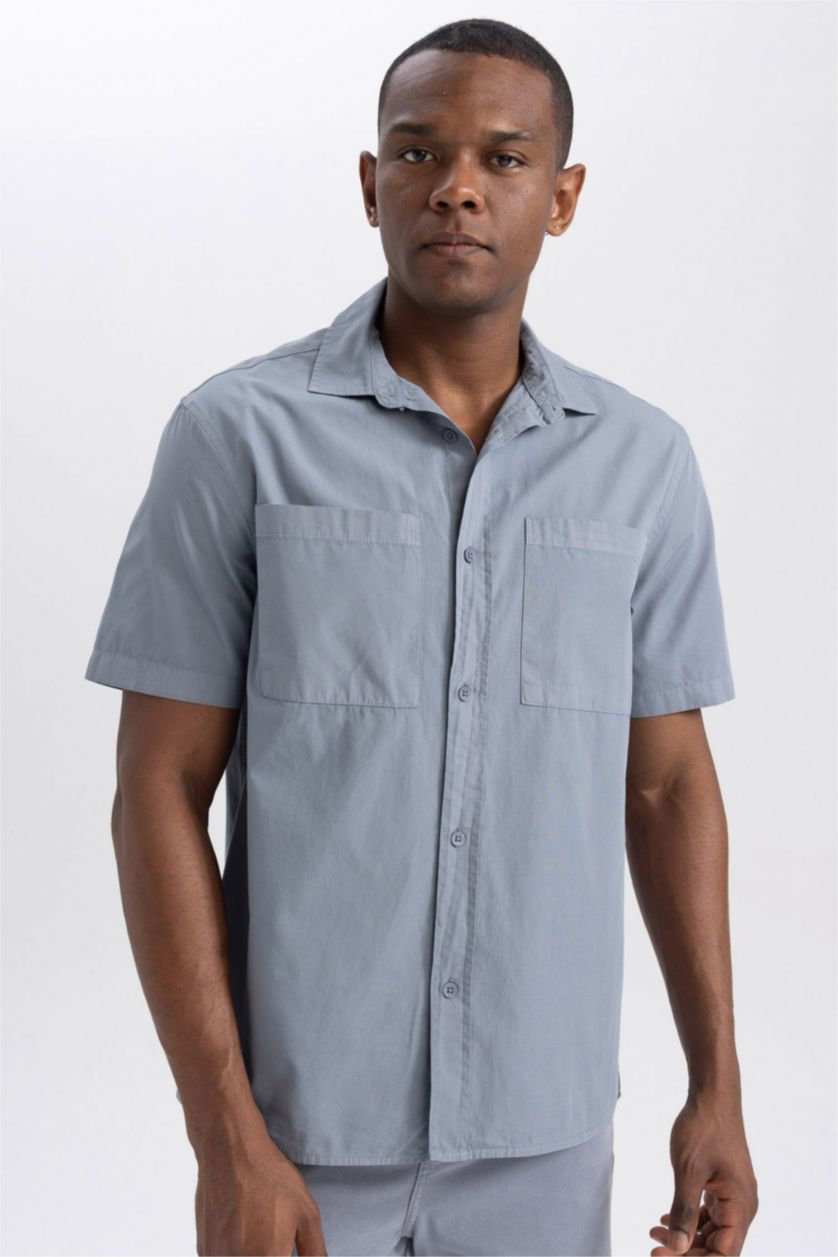 Erkek Açık Gri Relax Fit Pamuklu Cepli Kısa Kollu Gömlek
