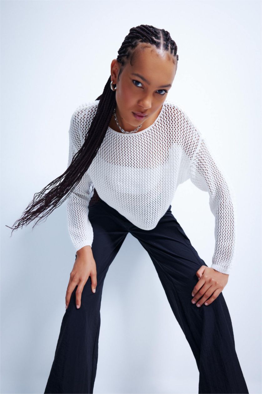 Женская Бежевый Свитер стандартного кроя