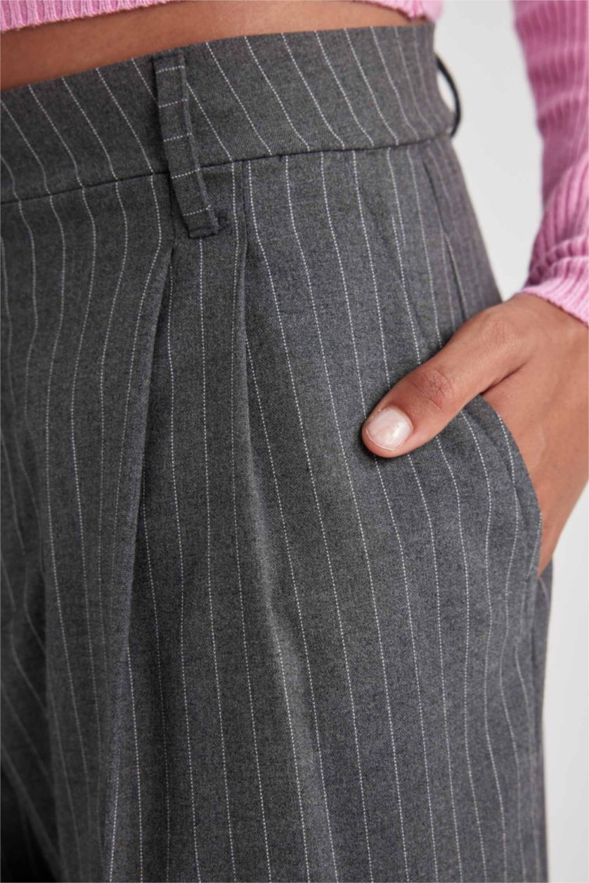 FEMME Anthracite Foncé Pantalon Longueur standard Jambes larges Étape