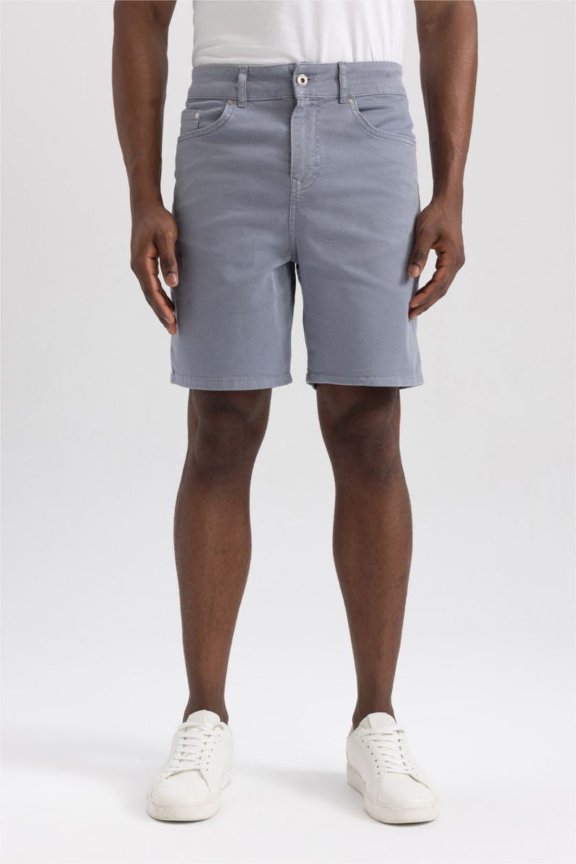Man Light Grey Loose Fit Gabardine