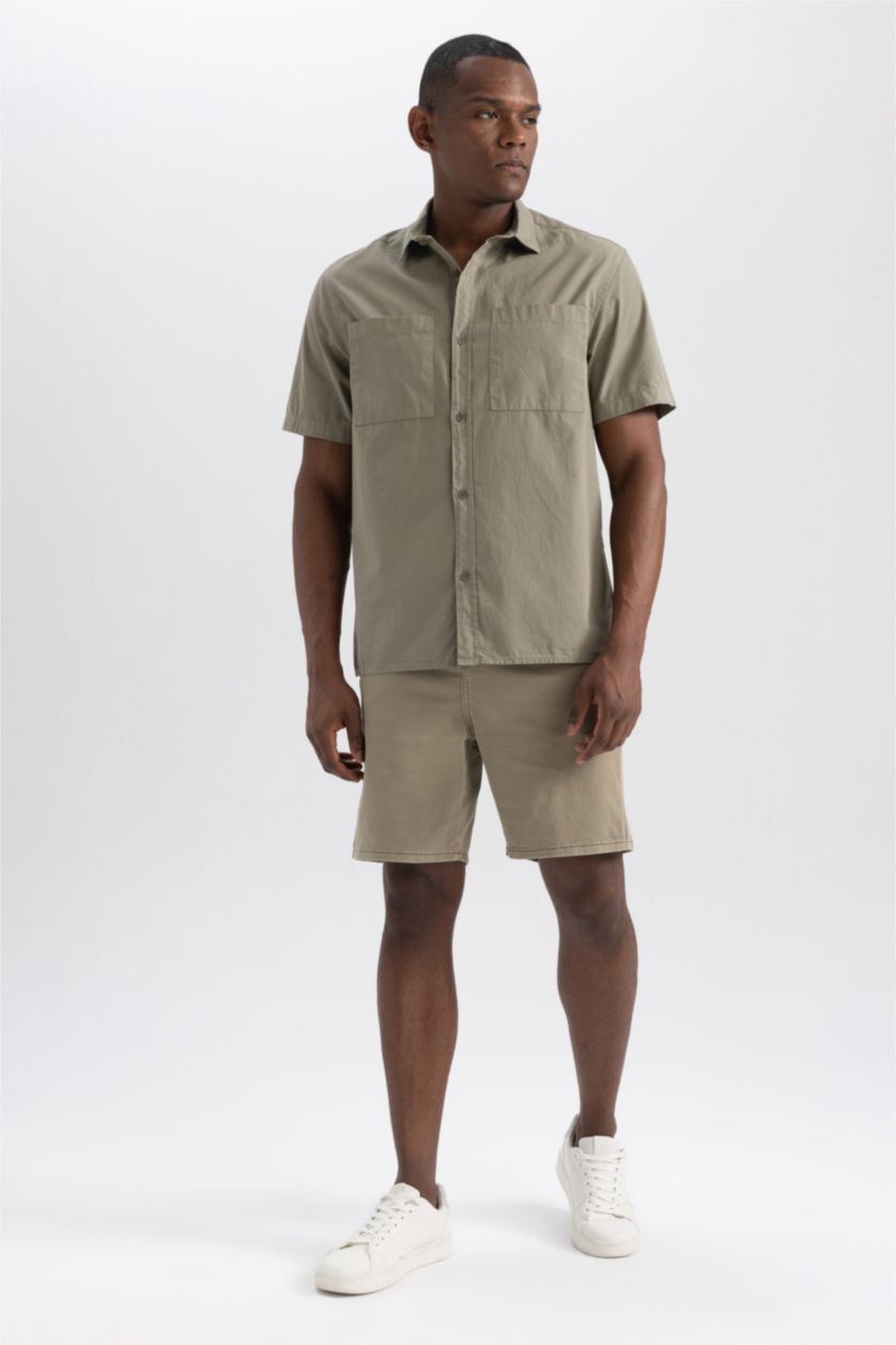 رجال كاكي برمودا قصة فضفاضة