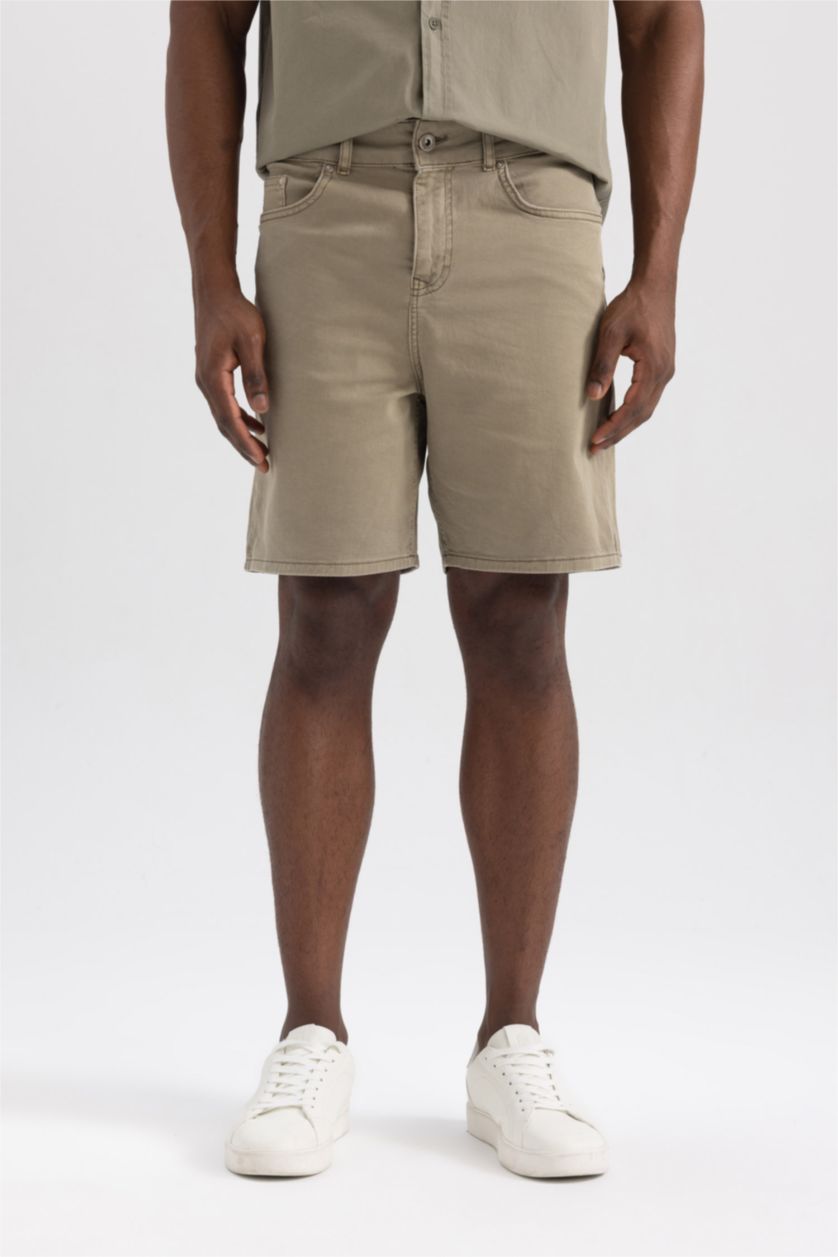 رجال كاكي برمودا قصة فضفاضة