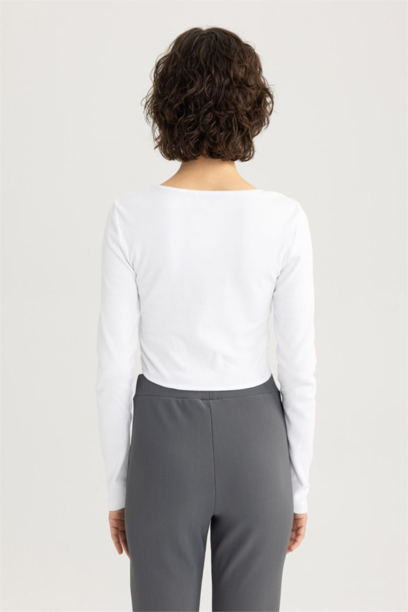 Kadın Beyaz Fıtted Yuvarlak Yaka Fitilli Kaşkorse Uzun Kollu Tişört