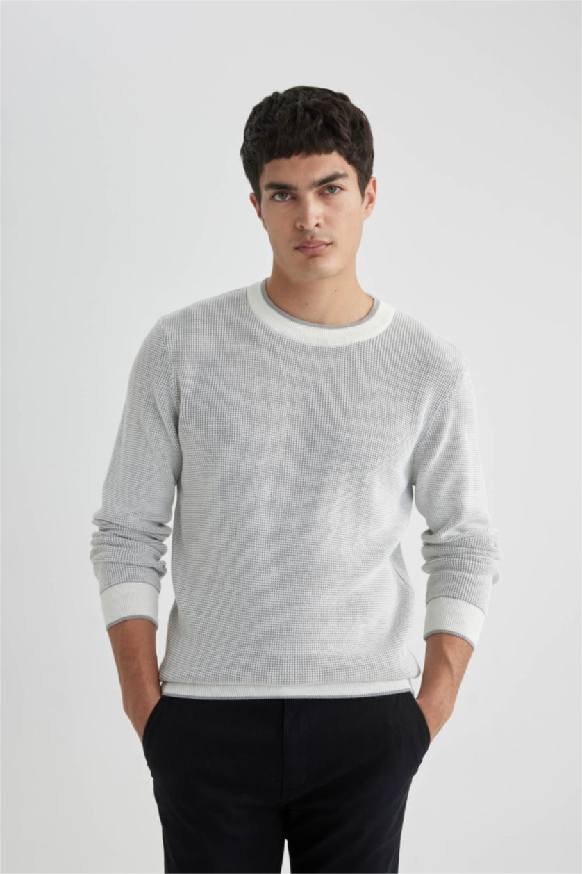MAN Ecru Standard Fit Crew Neck Knitted Pullover