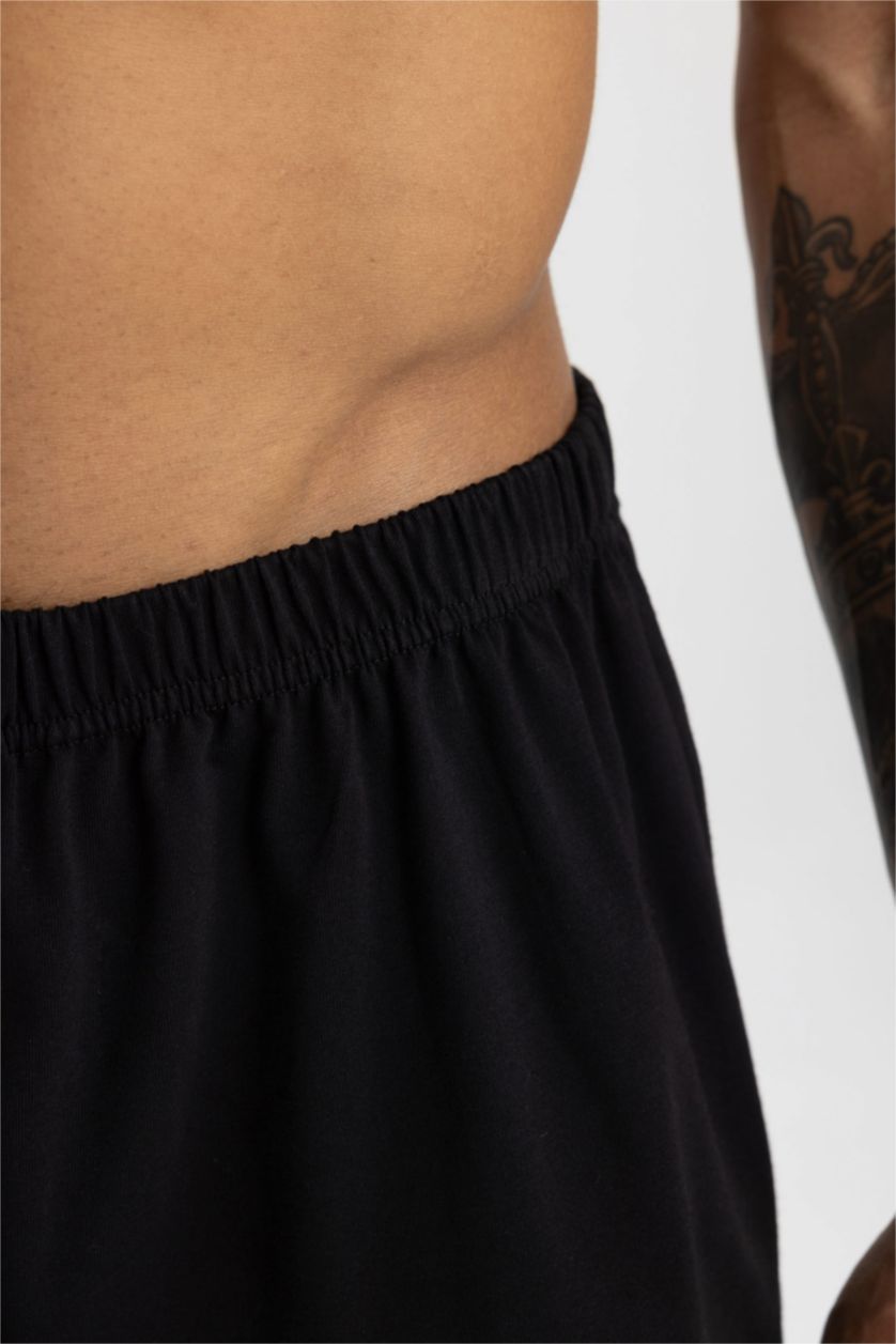 MAN Black Relax Fit