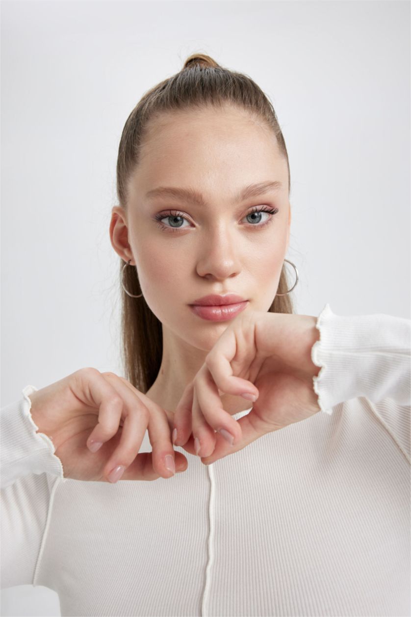 Kadın Kırık Beyaz Fıtted Fitilli Kaşkorse Uzun Kollu Tişört