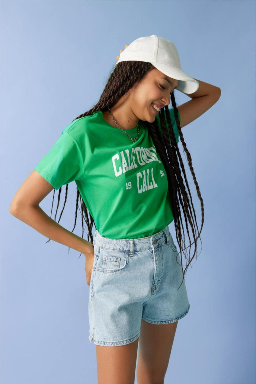 Kadın Yeşil Regular Fit Bisiklet Yaka Baskılı Kısa Kollu %100 Pamuk Tişört